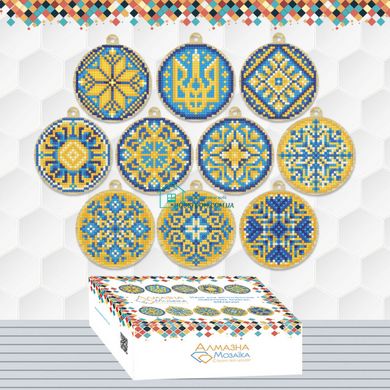 650 грн  Алмазная мозаика DMS-002 Набор алмазной живописи на деревяной основе Новогодние шары (комплект)