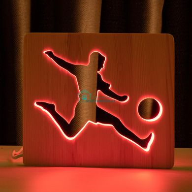 Светильник ночник ArtEco Light из дерева LED Футболист с мячом, с пультом и регулировкой цвета, RGB
