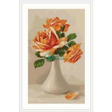 330 грн   B505 Оранжеві троянди в вазі Набір для вишивання нитками